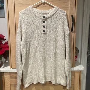 White American Eagle Sweater